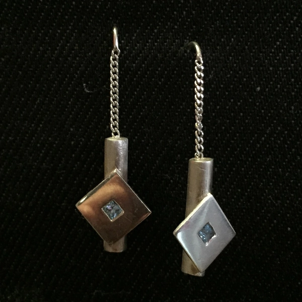 Adea - Boucles d'oreilles pendantes losange et aquamarines