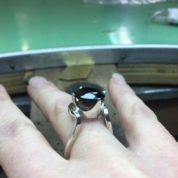 Adea - Bague black spinel