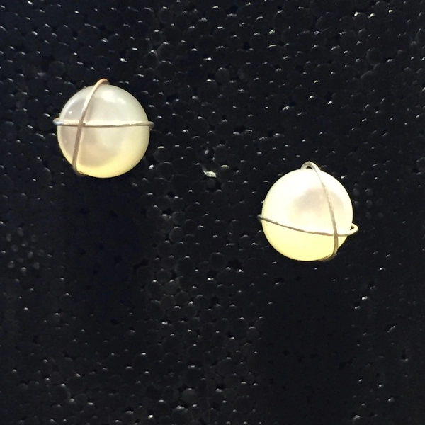 Adea - Boucles d'oreilles nacre emprisonné