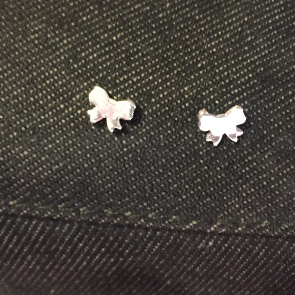 Adea - Boucles d'oreilles petit noeud