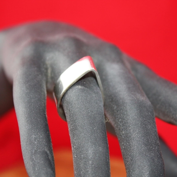 Bague goutte brillante