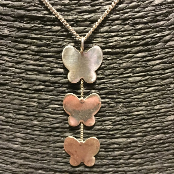 Pendentif 3 papillons