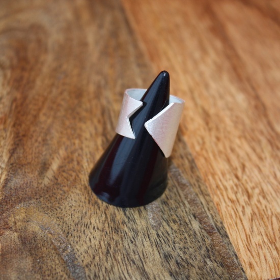 Adea - Bague flèche ouverte