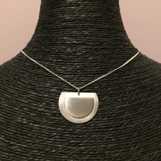 Pendentif demi-cercles