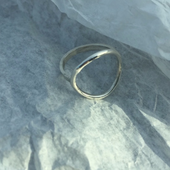 bague fine avec rond 